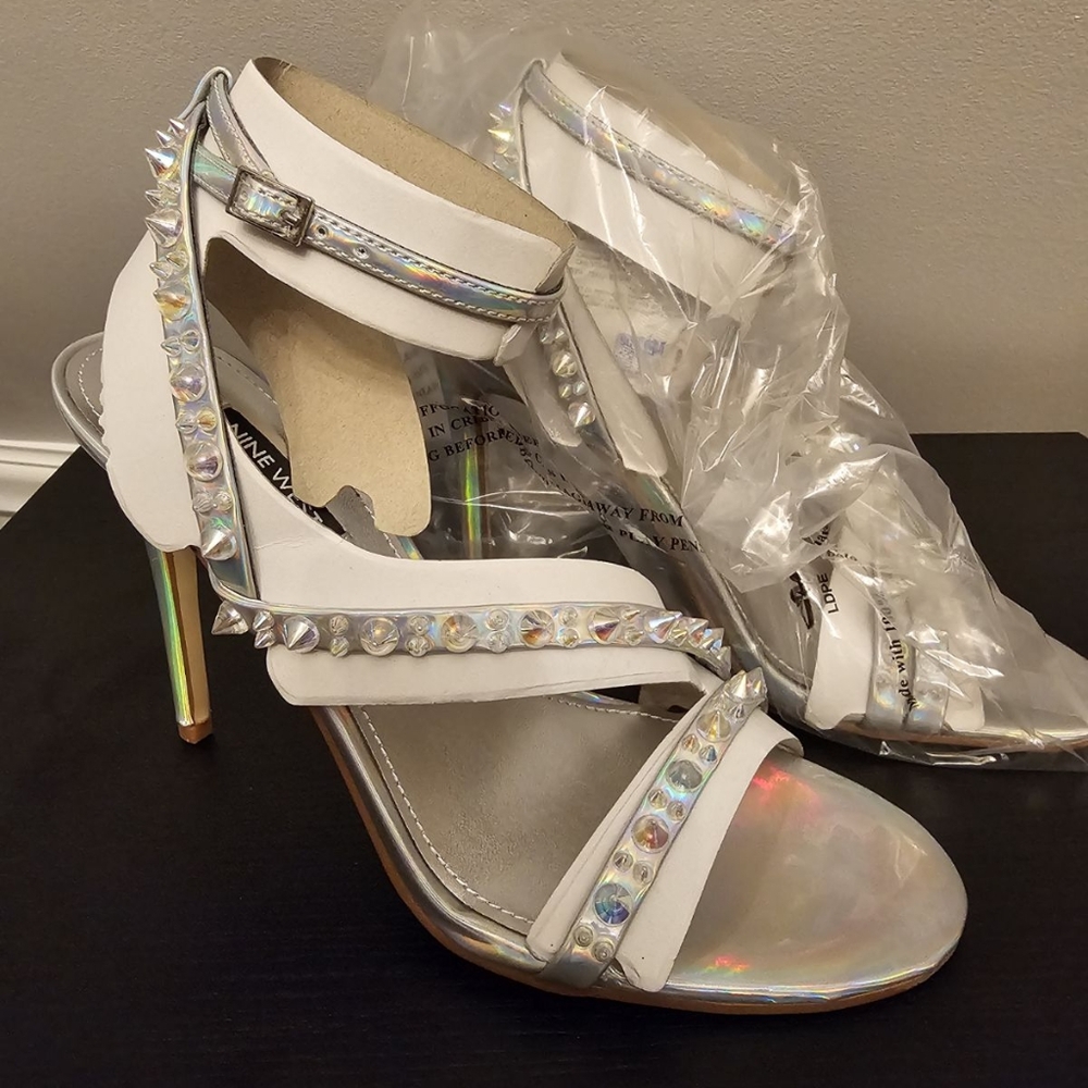 NINE WEST Silver Mitz3 sandals - Picture 6 of 6